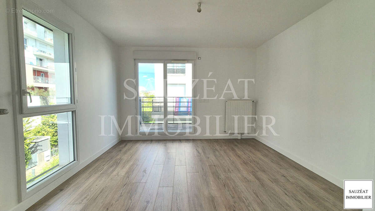Bagneux - Appartement avec balcon - photo 3