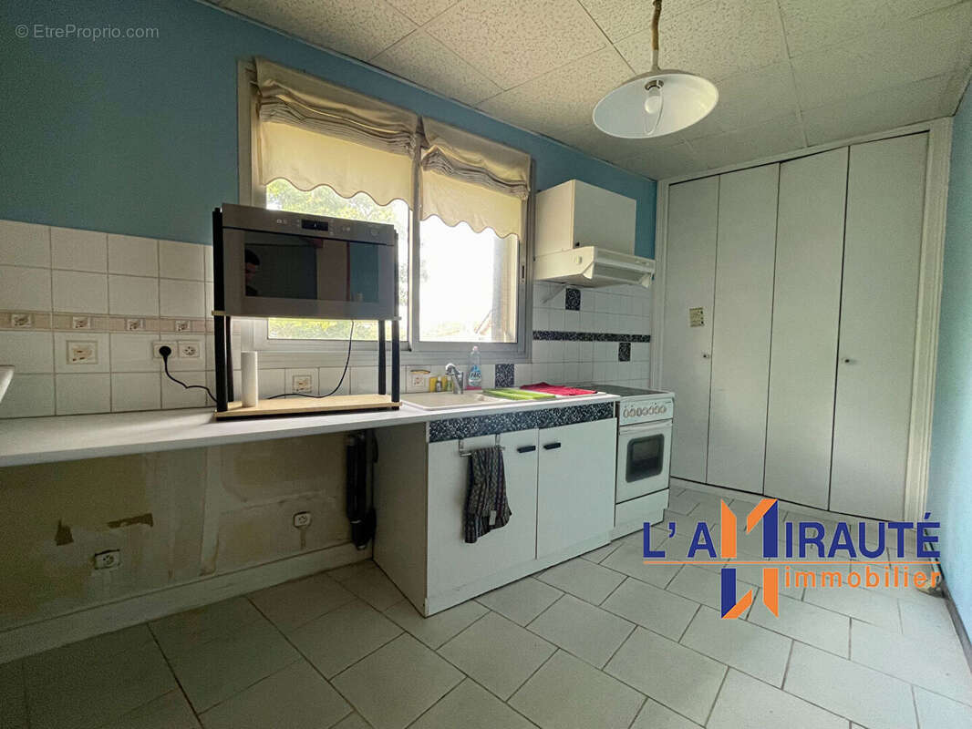 Appartement à HOUILLES