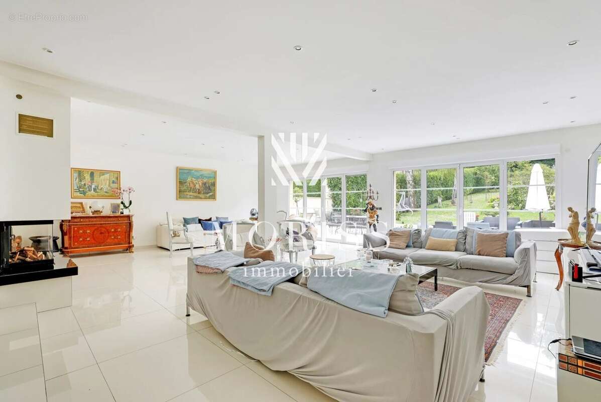 Maison à RUEIL-MALMAISON