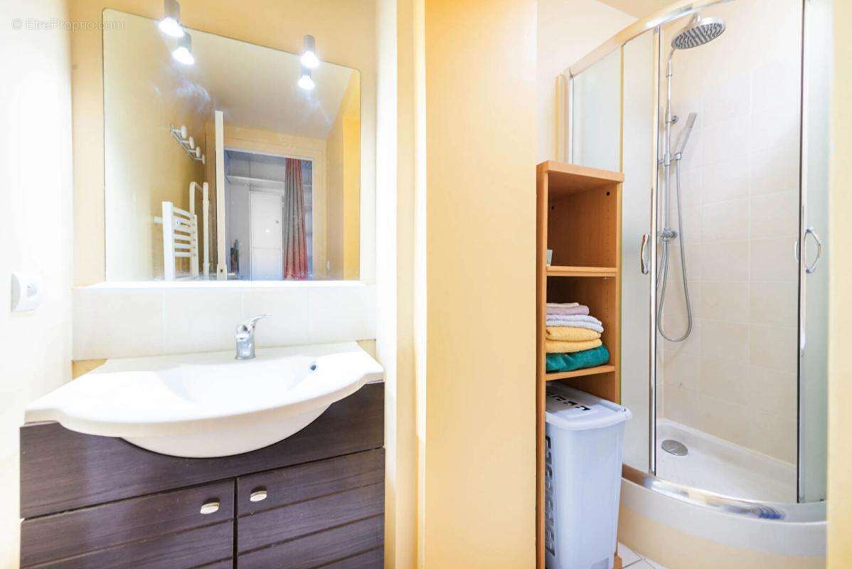 Appartement à SAINT-REMY-LES-CHEVREUSE