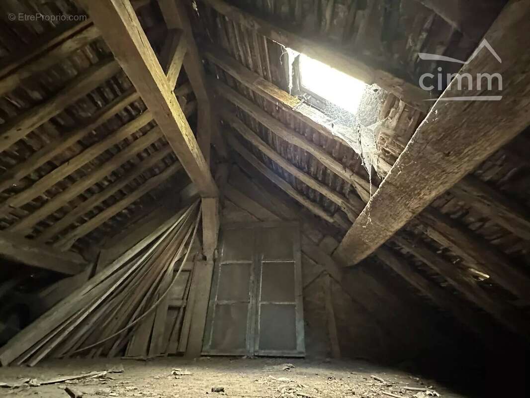 Maison à MOLINEUF