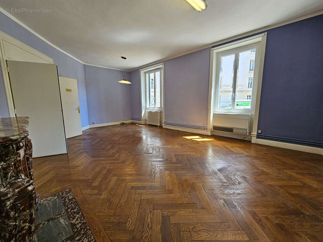 Appartement à LYON-6E