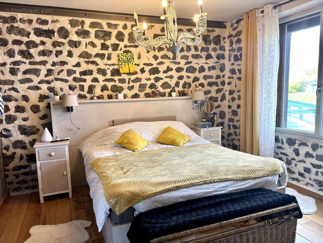 Maison à ALLEYRAC
