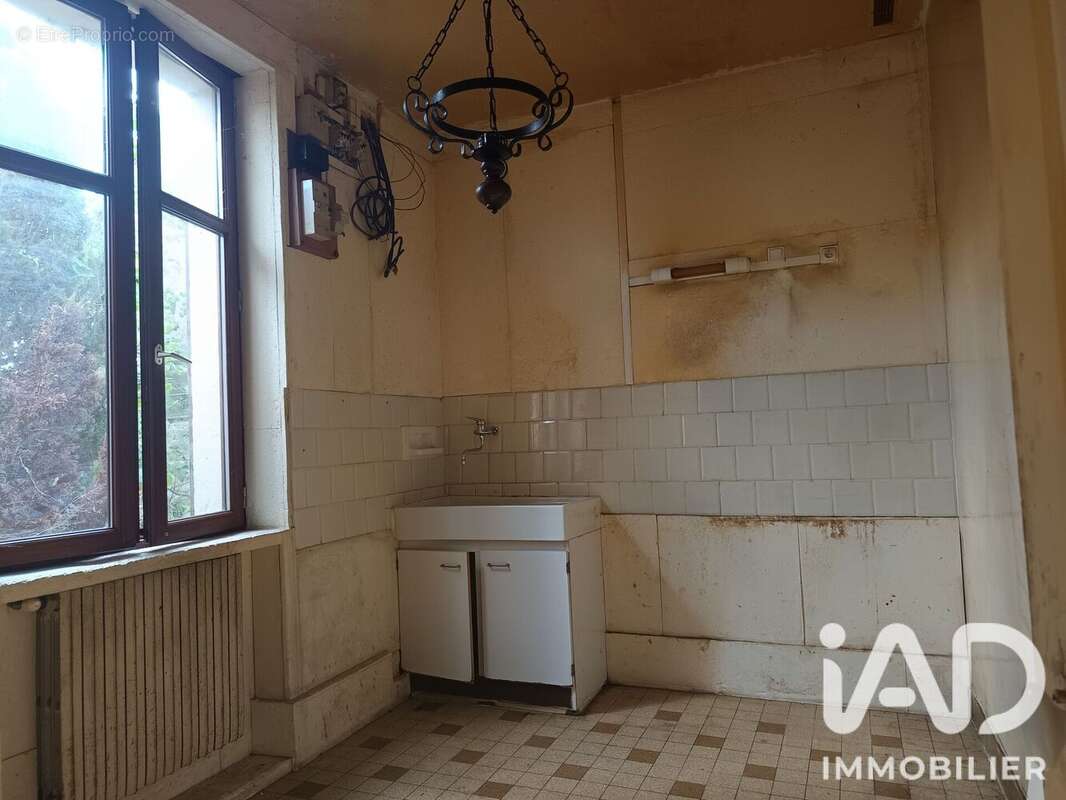 Maison 47 m² à Saint-Loup-Des-Chaumes  - photo 3