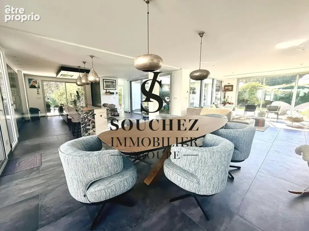 Maison 7 pièces 255 m² à vendre à Anzin-Saint-Aubin (62223) - photo 3