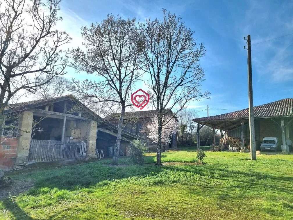 Maison à SEISSAN