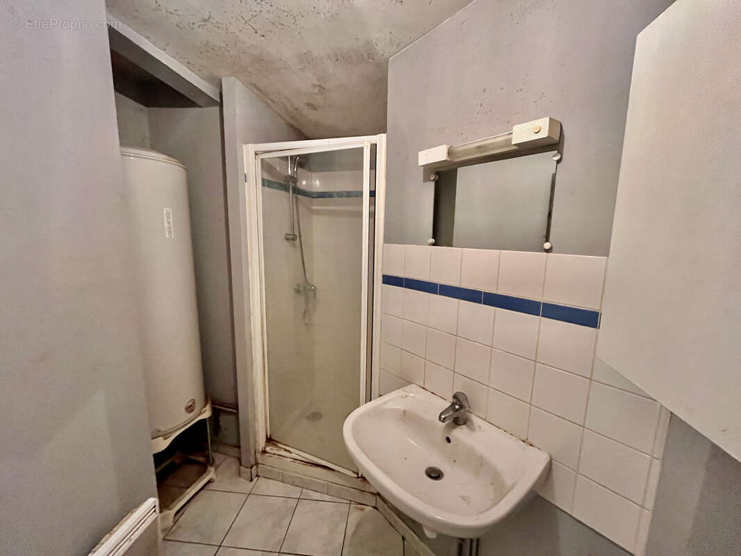 Maison à MONTREUIL-BELLAY