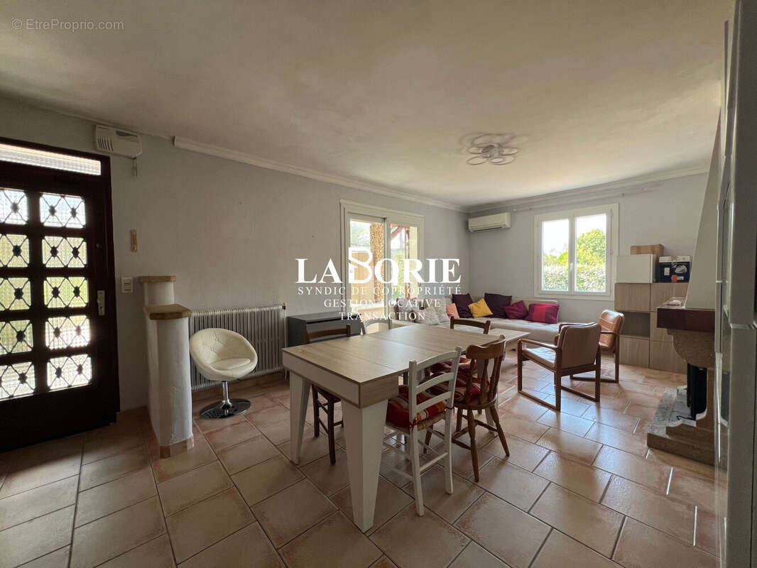 Maison 128 m² à Piolenc  - photo 3