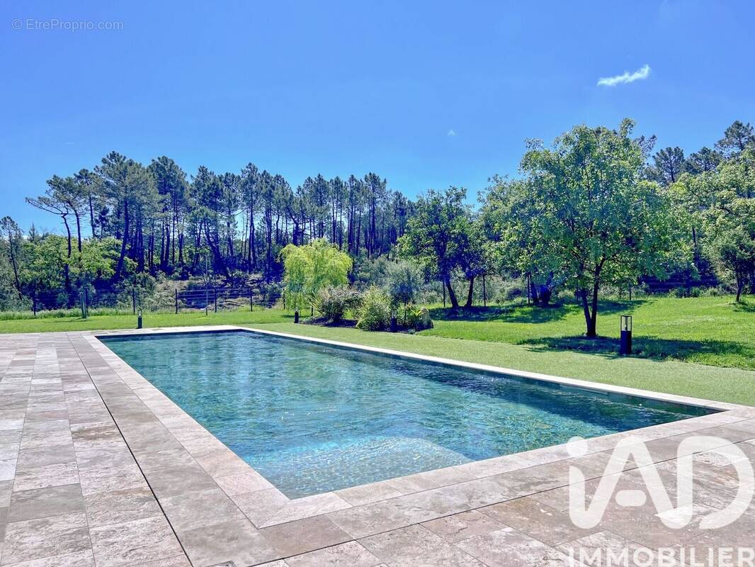 Photo 1 - Maison à BAGNOLS-EN-FORET