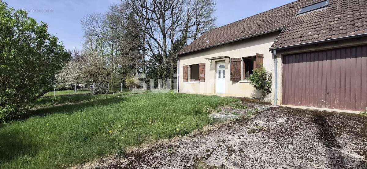 Maison à L'ISLE-SUR-SEREIN