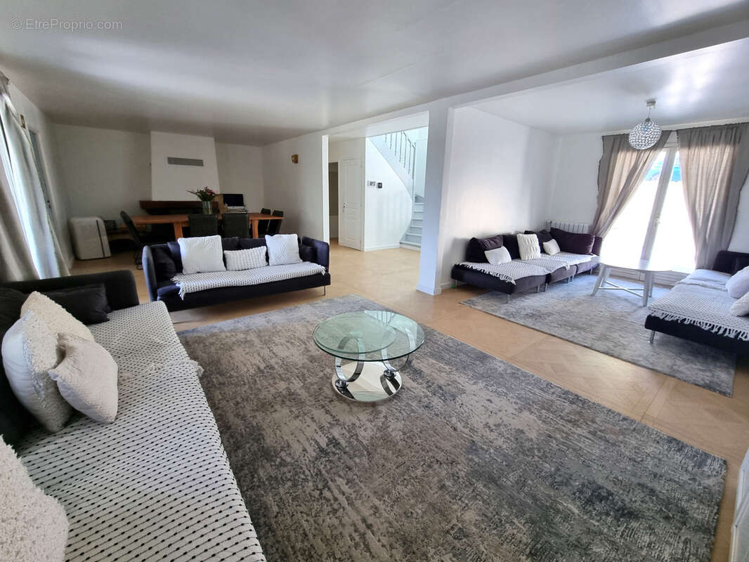Boissettes environnement exceptionnel - maison individuelle avec terrain a batir - 5 chambres - sous sol total - photo 3