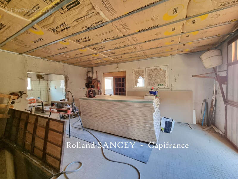 Appartement à RECHESY