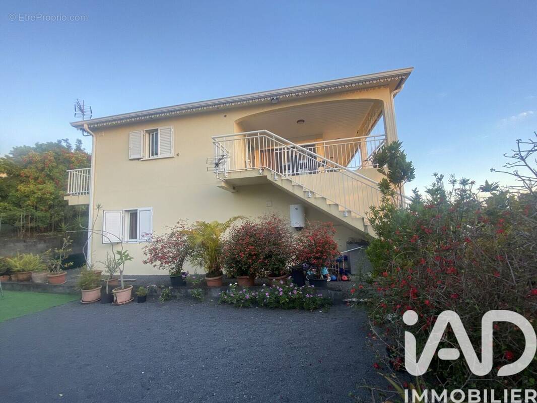 Photo 1 - Maison à SAINT-PIERRE