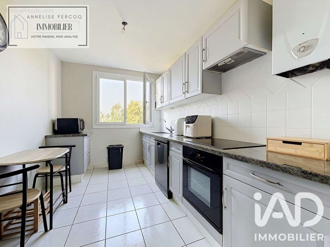 Appartement 70 m² à Nevers  - photo 4