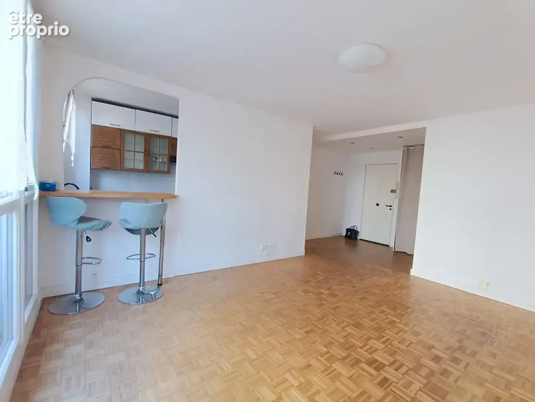 Appartement  4 pièces ( ravalement  avec isolation  voté et payé ) - photo 2