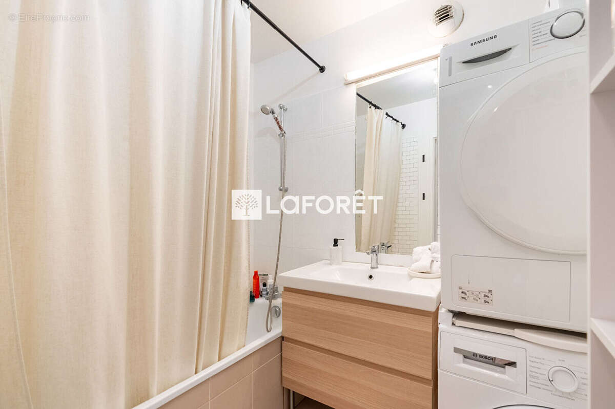 Appartement à NANTERRE