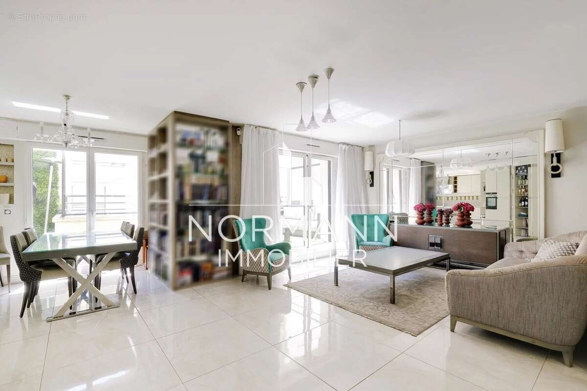 Appartement à LEVALLOIS-PERRET