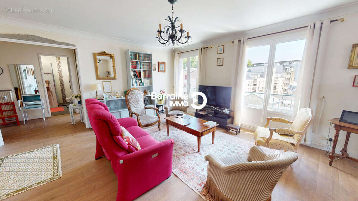 EXCLUSIVITÉ - Appartement de standing sur le très prisé port de plaisance de Morlaix - photo 4