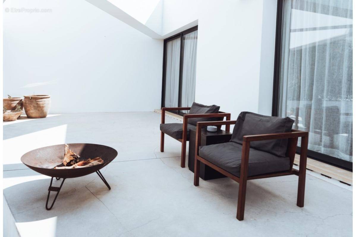 Appartement à SAINT-BRES