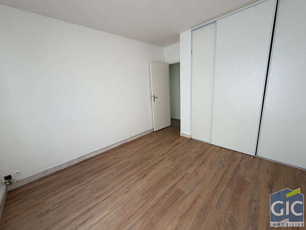 A vendre en exclusivite gic-bi un 3pp rénové a herouville grand parc - photo 8