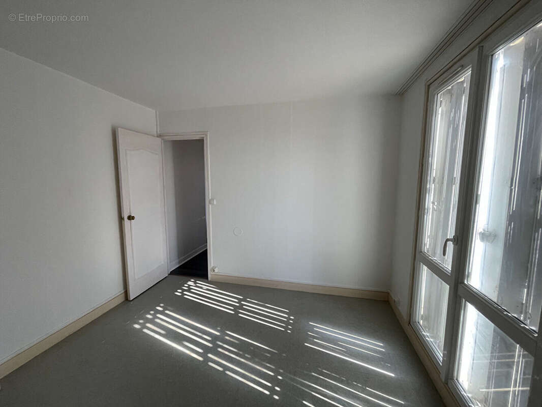 Appartement Etampes 3 pièce(s) 58 m2 - photo 5