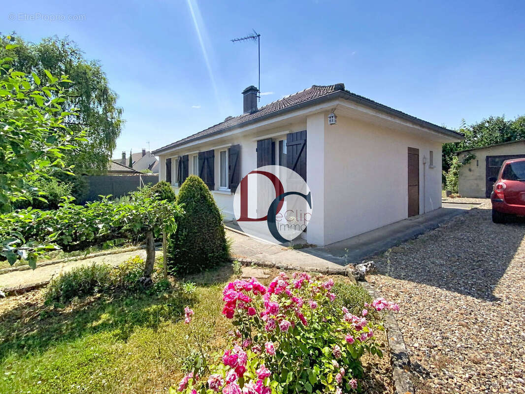 Photo 2 - Maison à SENLIS