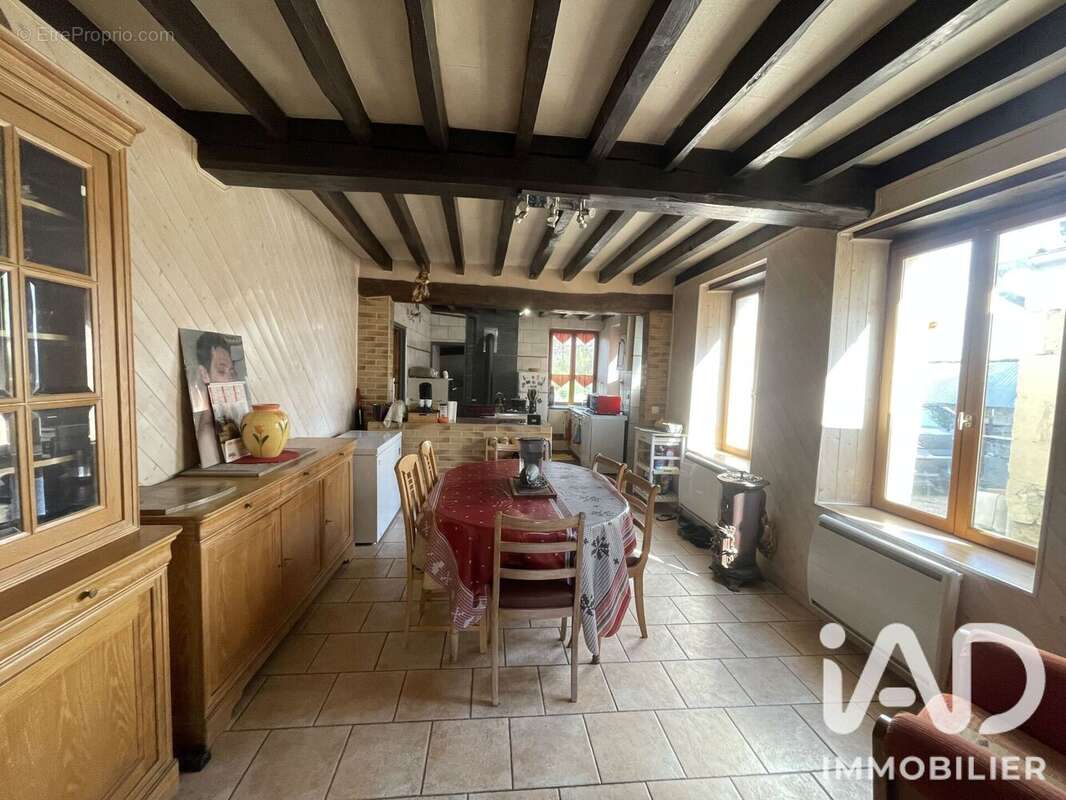 Maison 90 m² à Chateauneuf-Val-De-Bargis  - photo 4