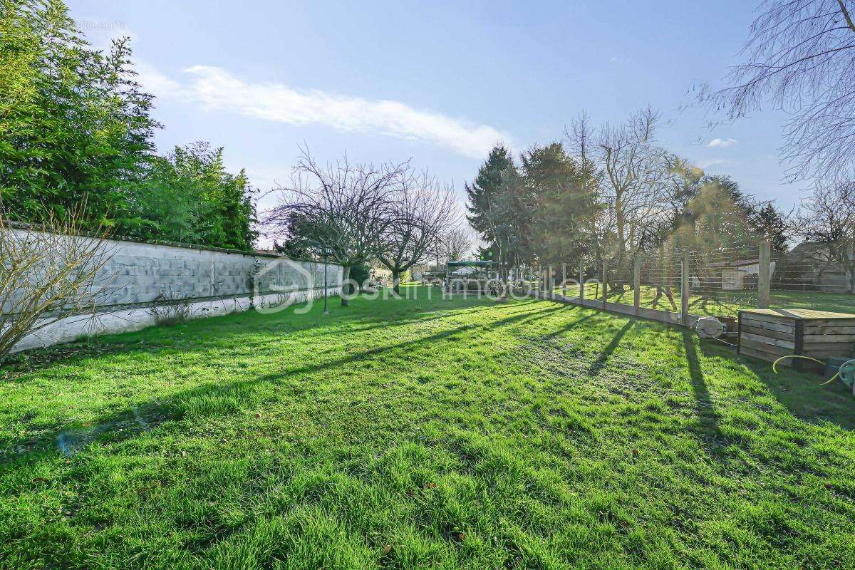 Maison à EVRY-GREGY-SUR-YERRE