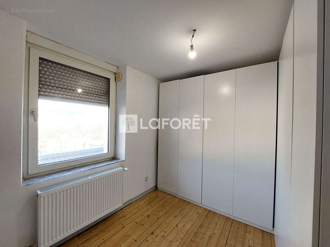 Maison Russange 5 pièce(s) 70 m2 / 2 à 3 chambres/ / Jardin / Terrasse / Réserves - photo 8