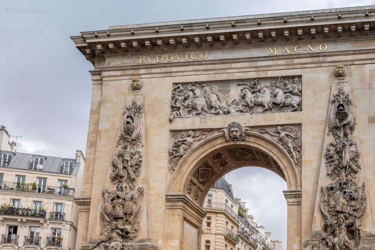 Appartement à PARIS-2E