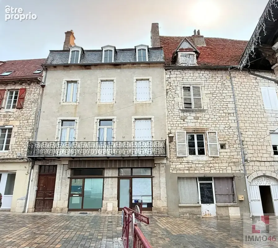 Appartement 300 m² à vendre à Gramat (46500) - photo 1