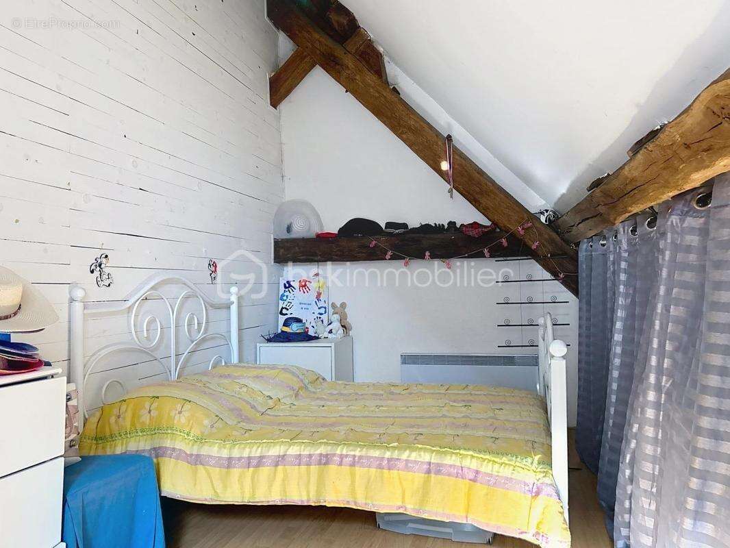 Maison à OZOUER-LE-VOULGIS