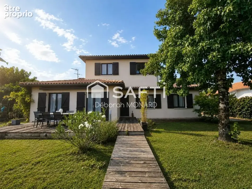 Photo 1 - Maison à SAINT-MEDARD-EN-JALLES