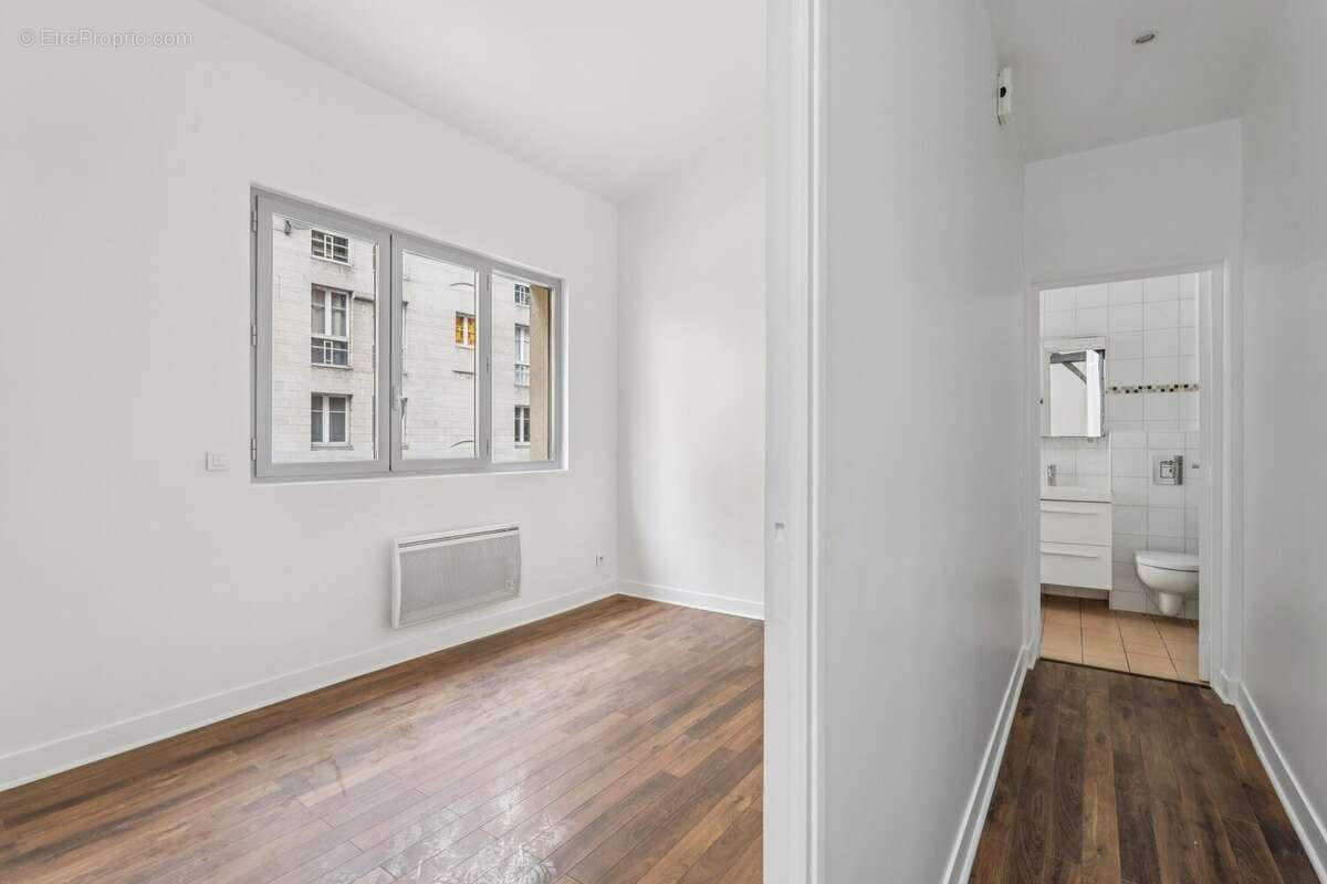 Appartement à PARIS-11E