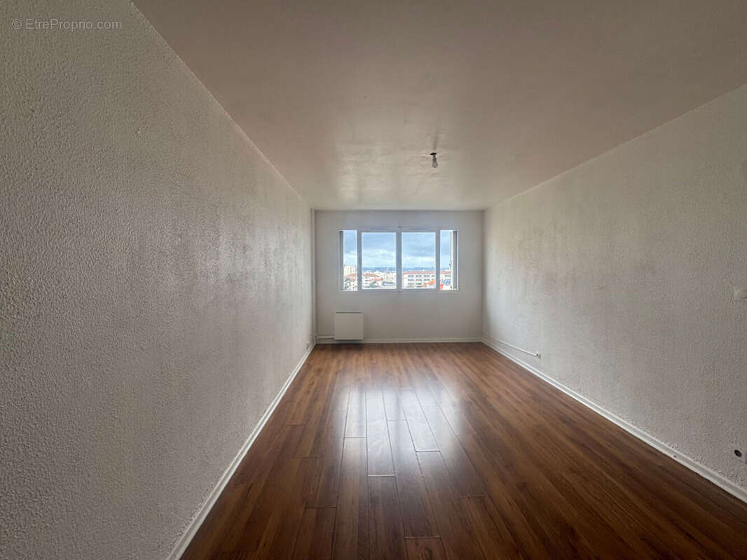 Appartement à SAINT-PRIEST