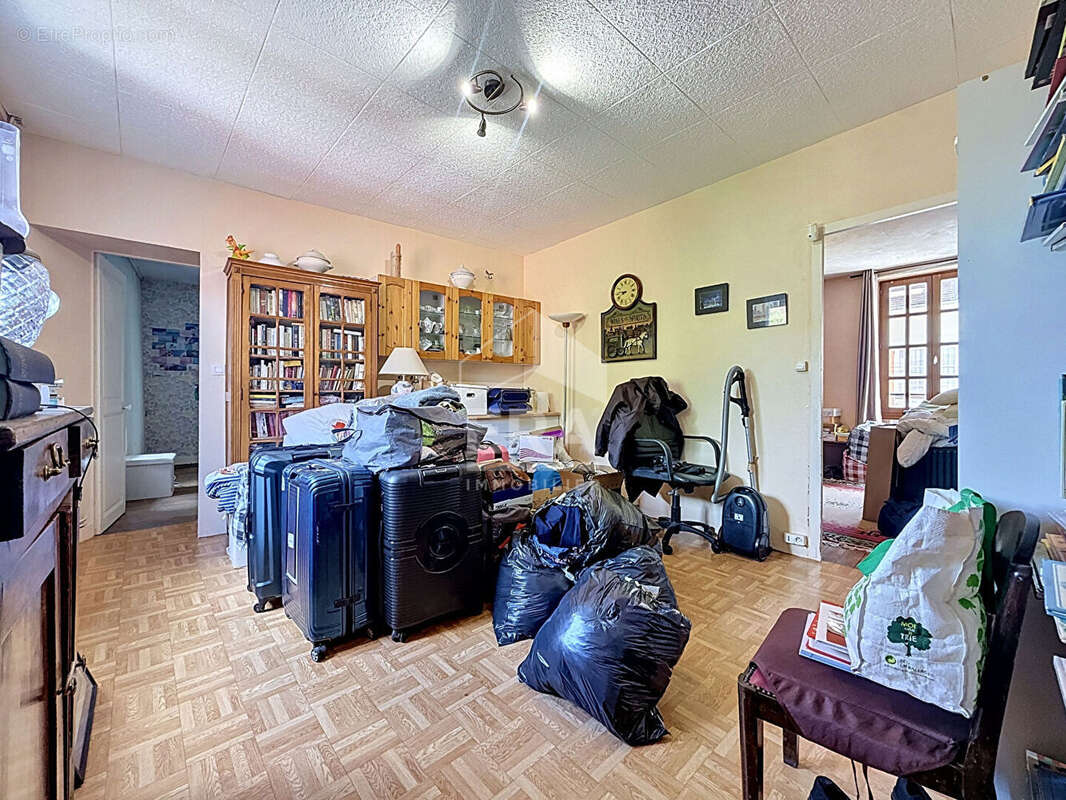 Maison à ETAMPES