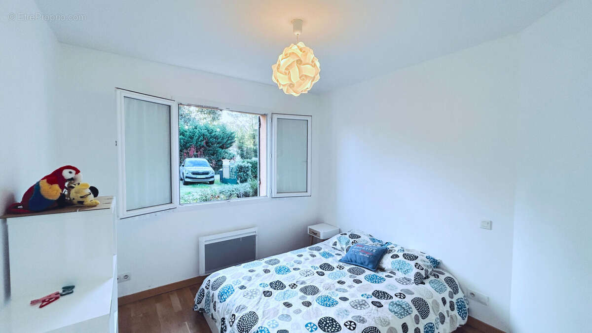 Maison à SAINTE-BAZEILLE