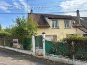 Maison à ORMOY-LA-RIVIERE