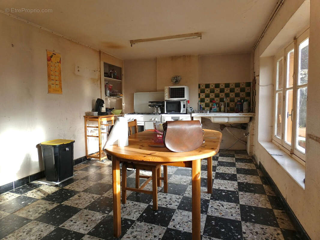 Maison à LONGNY-AU-PERCHE