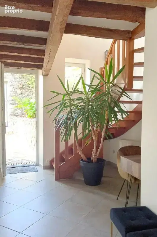 Maison centre-ville - Laval rive droite - 4/5 chambres - jardin - stationnement - photo 6