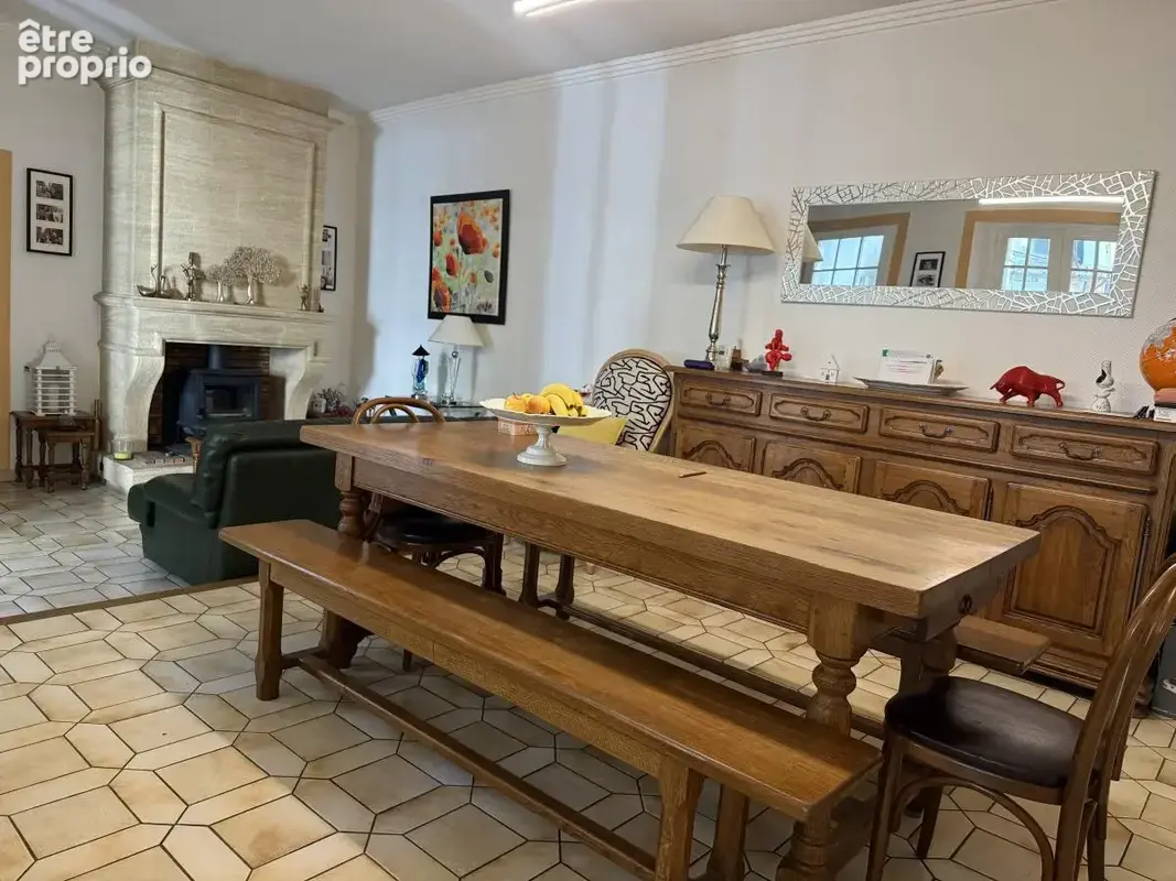 Appartement 409 m² à Cholet  - photo 9