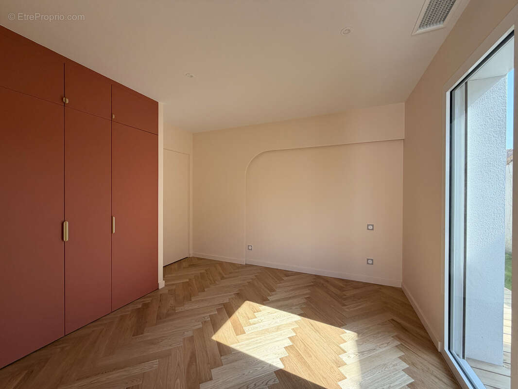 Maison achevée en 2026 - 3 chambres - Eysines - photo 6