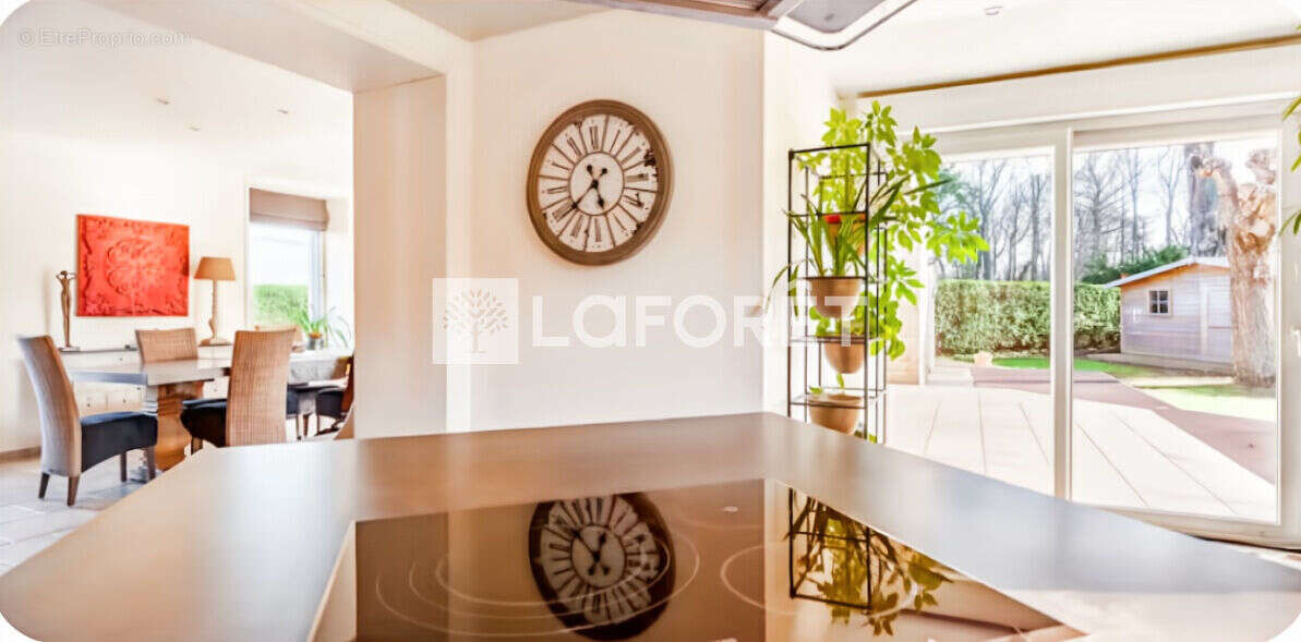 COULOGNE MAISON 128 m² - 2 Suites Parentales - Cars port, atelier - Parcelle 1 287 m² - photo 2