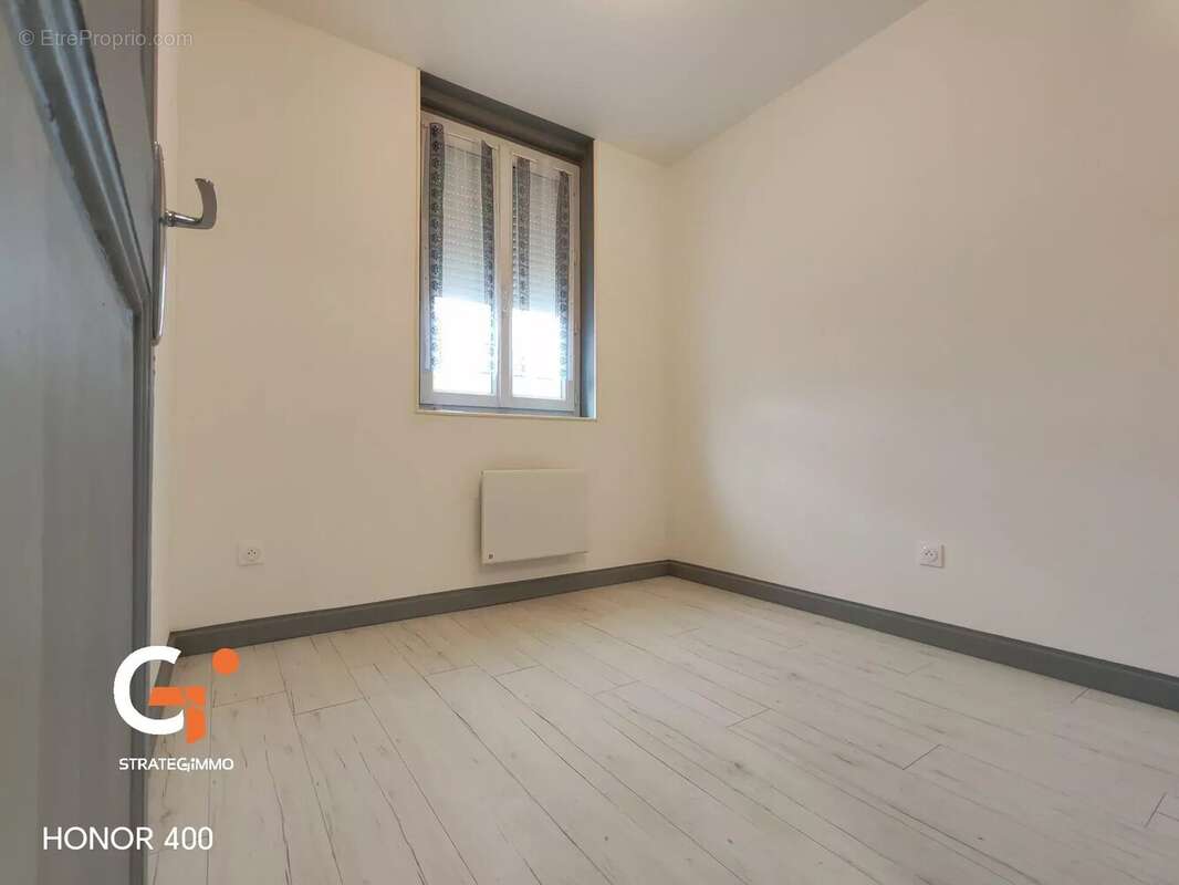 Maison à SAINT-ETIENNE-DU-ROUVRAY