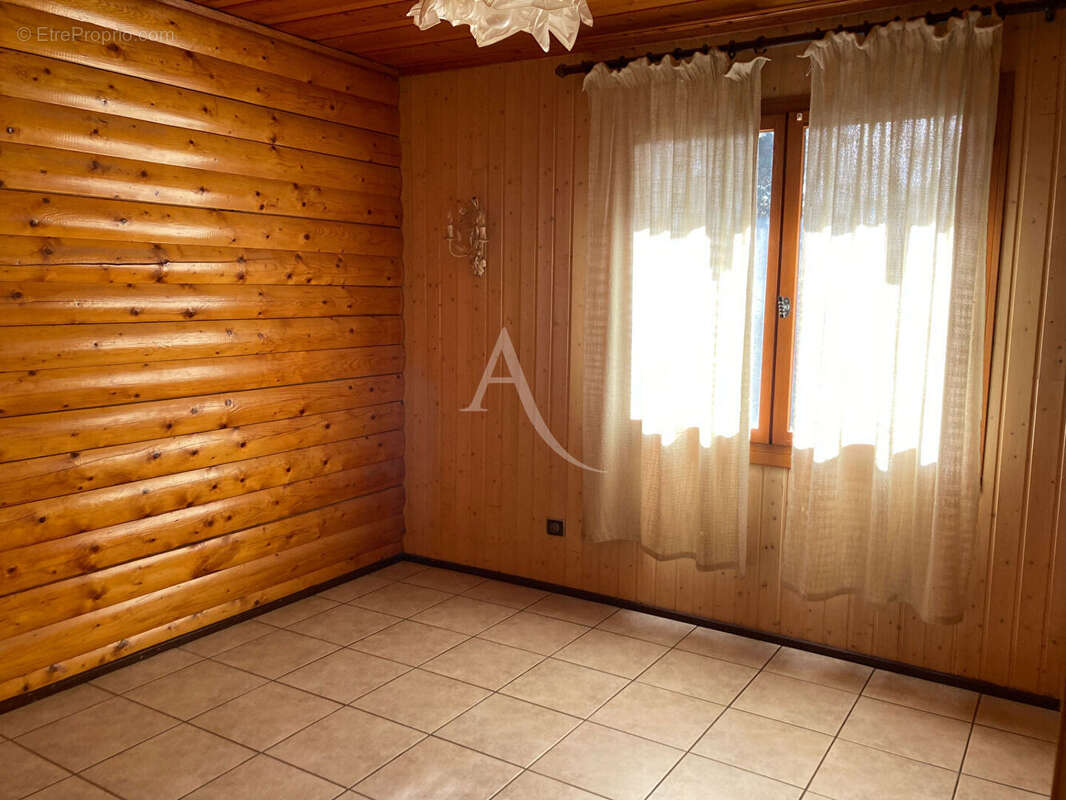 BOLQUÈRE, Chalet de caractère de 274 m² avec 5 appartements indépendants , Idéal investissement ou projet familial - photo 12