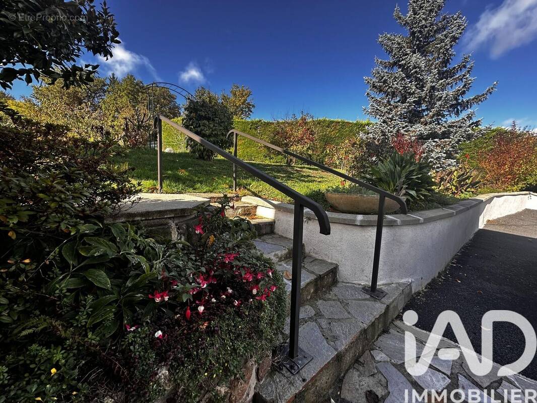 Photo 1 - Maison à LA FOUILLOUSE