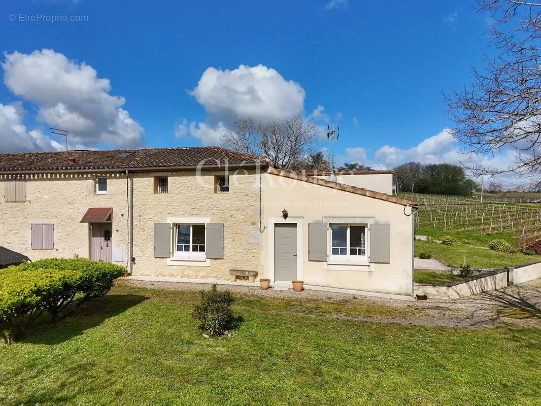 Maison à GENSAC