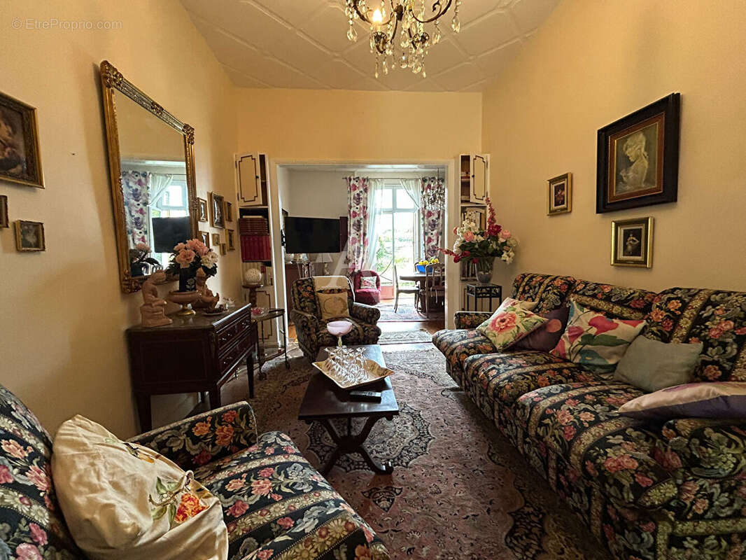 Maison à SAINT-MEDARD-EN-JALLES