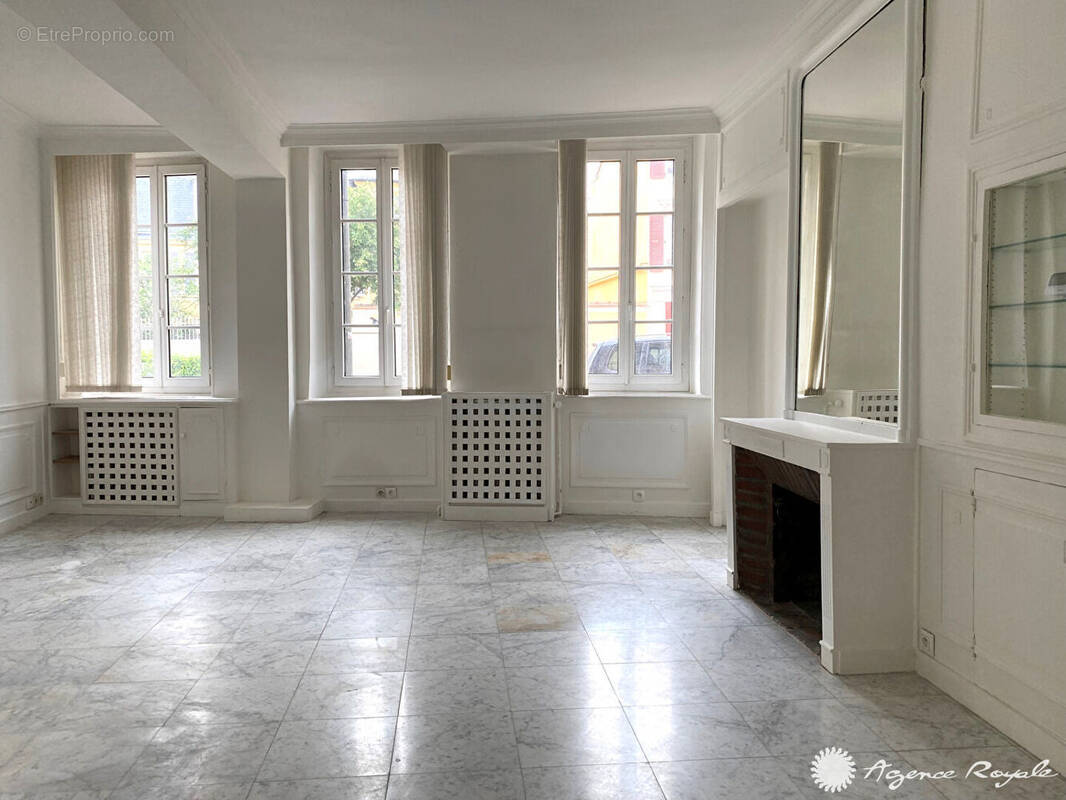 Appartement à SAINT-GERMAIN-EN-LAYE