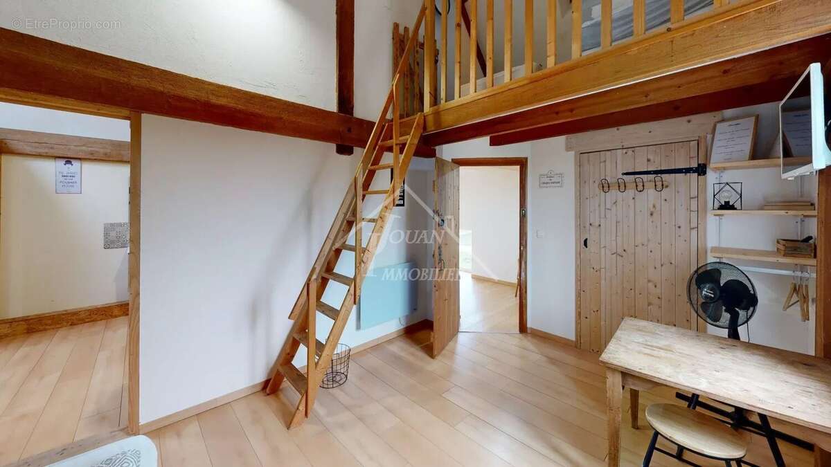 Maison à DOMPIERRE-SUR-BESBRE